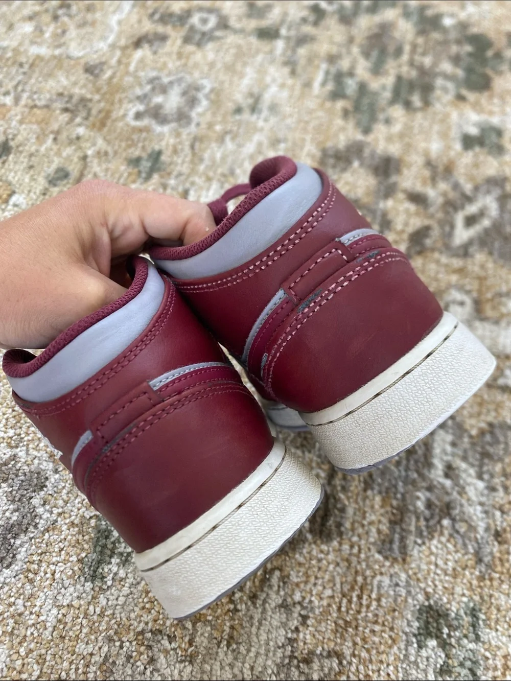 Nike Mid-Top Sneakers - Burgundy and Gray